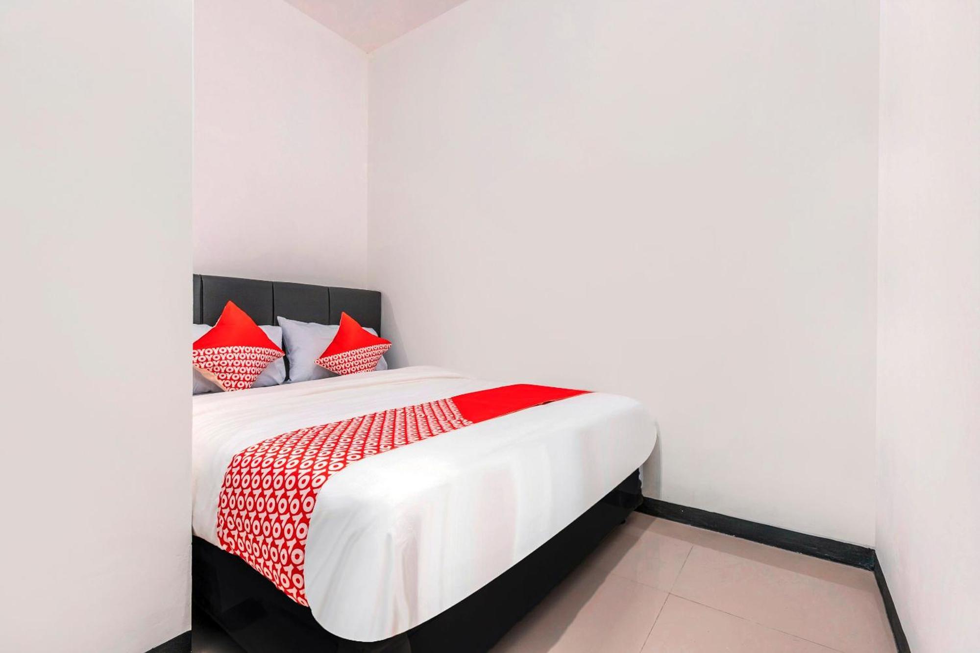 Super Oyo 2223 J&B Room Utan Kayu Jakarta Extérieur photo