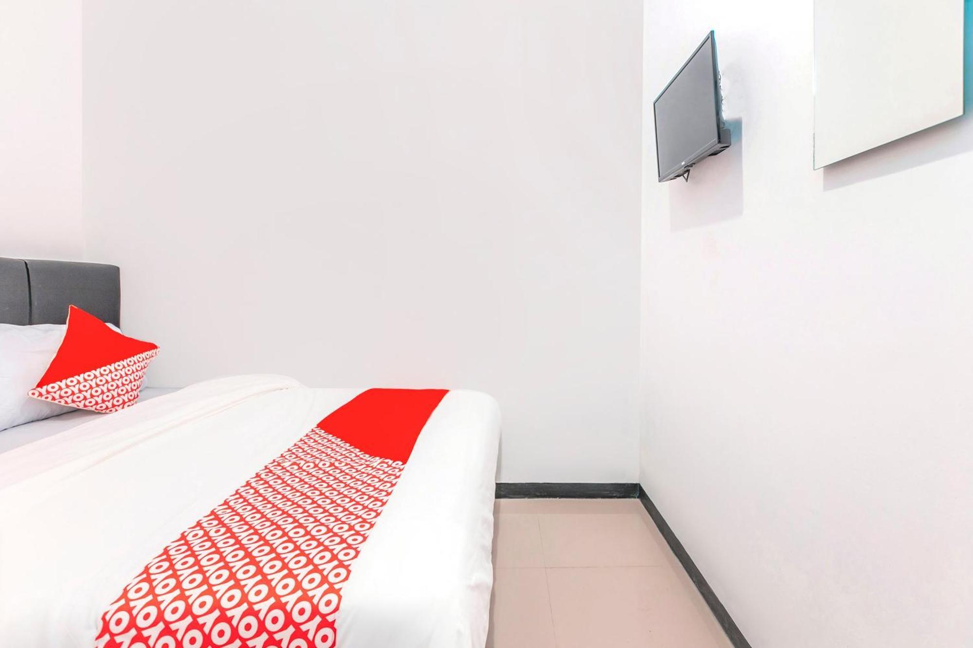 Super Oyo 2223 J&B Room Utan Kayu Jakarta Extérieur photo