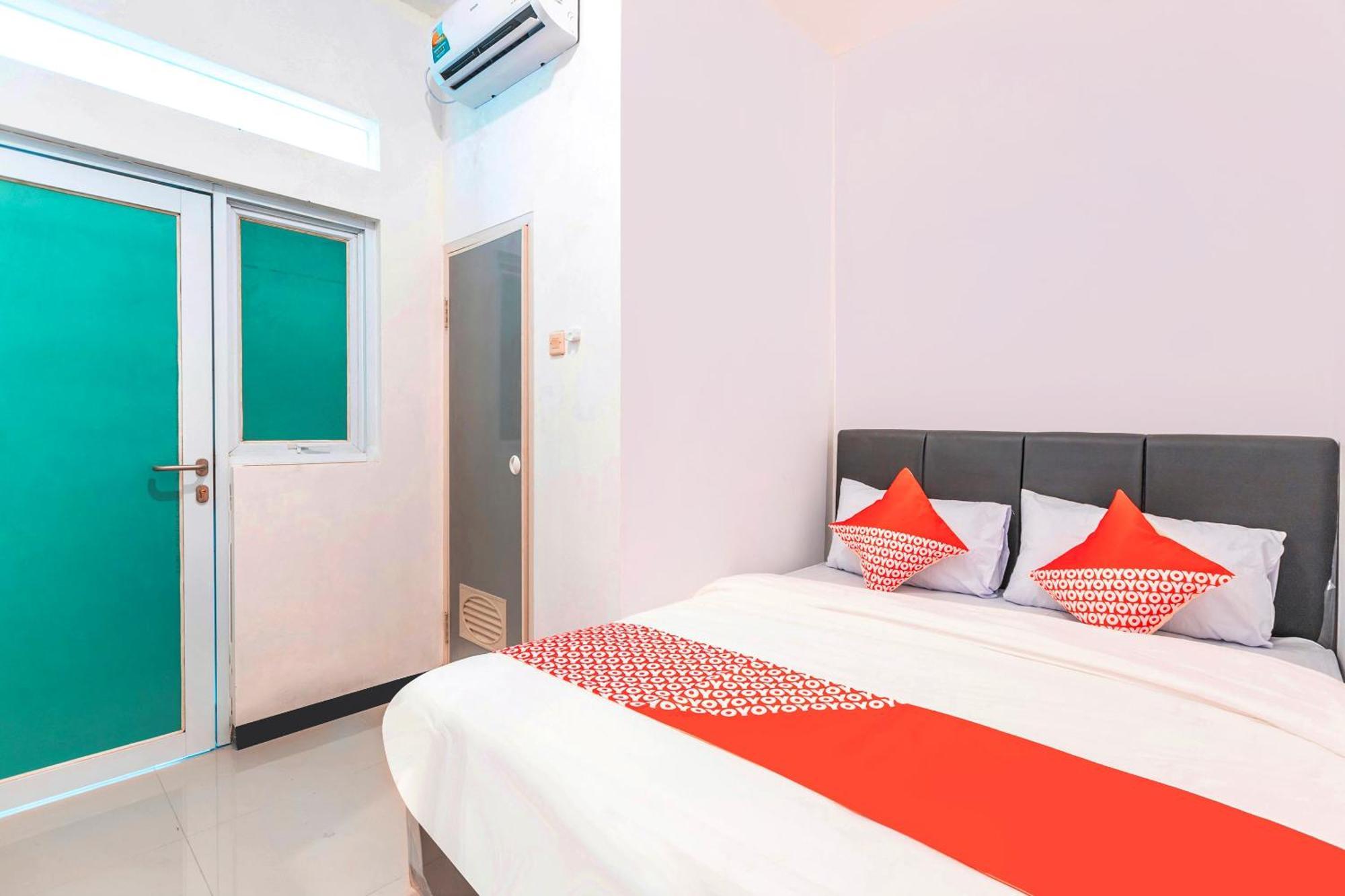 Super Oyo 2223 J&B Room Utan Kayu Jakarta Extérieur photo